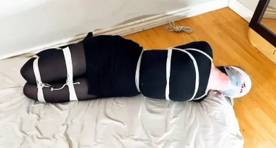 Kim – Wife wants a tight hogtie and behind the scenes footage